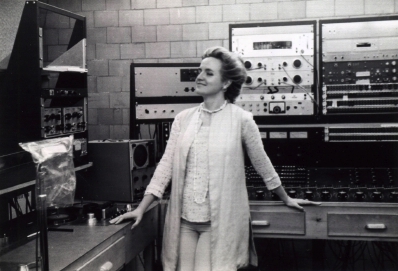 Alice Shields at the Columbia-Princeton Electronic Music Center in 1973