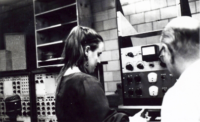 Alice Shields and composer Bülent Arel at the Columbia-Princeton Electronic Music Center in 1967