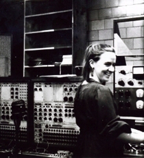 Alice Shields at the Columbia-Princeton Electronic Music Center in 1967